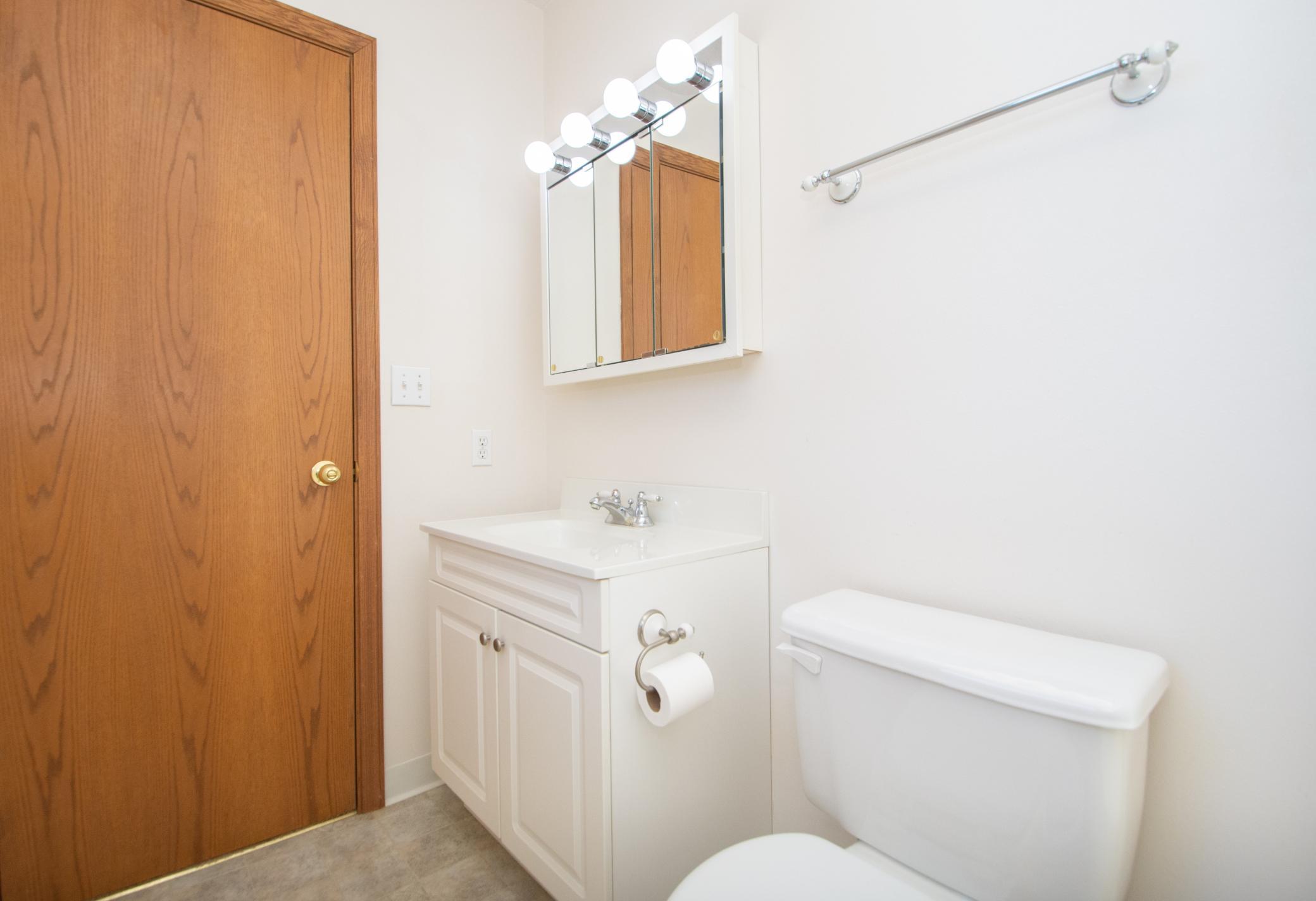 421 Lind Boulevard Property Photo 26