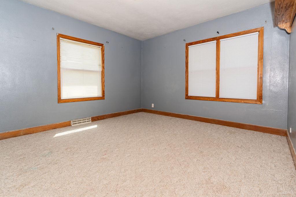 405 6th Avenue Property Photo 20