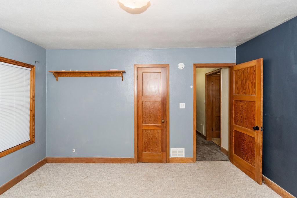 405 6th Avenue Property Photo 22