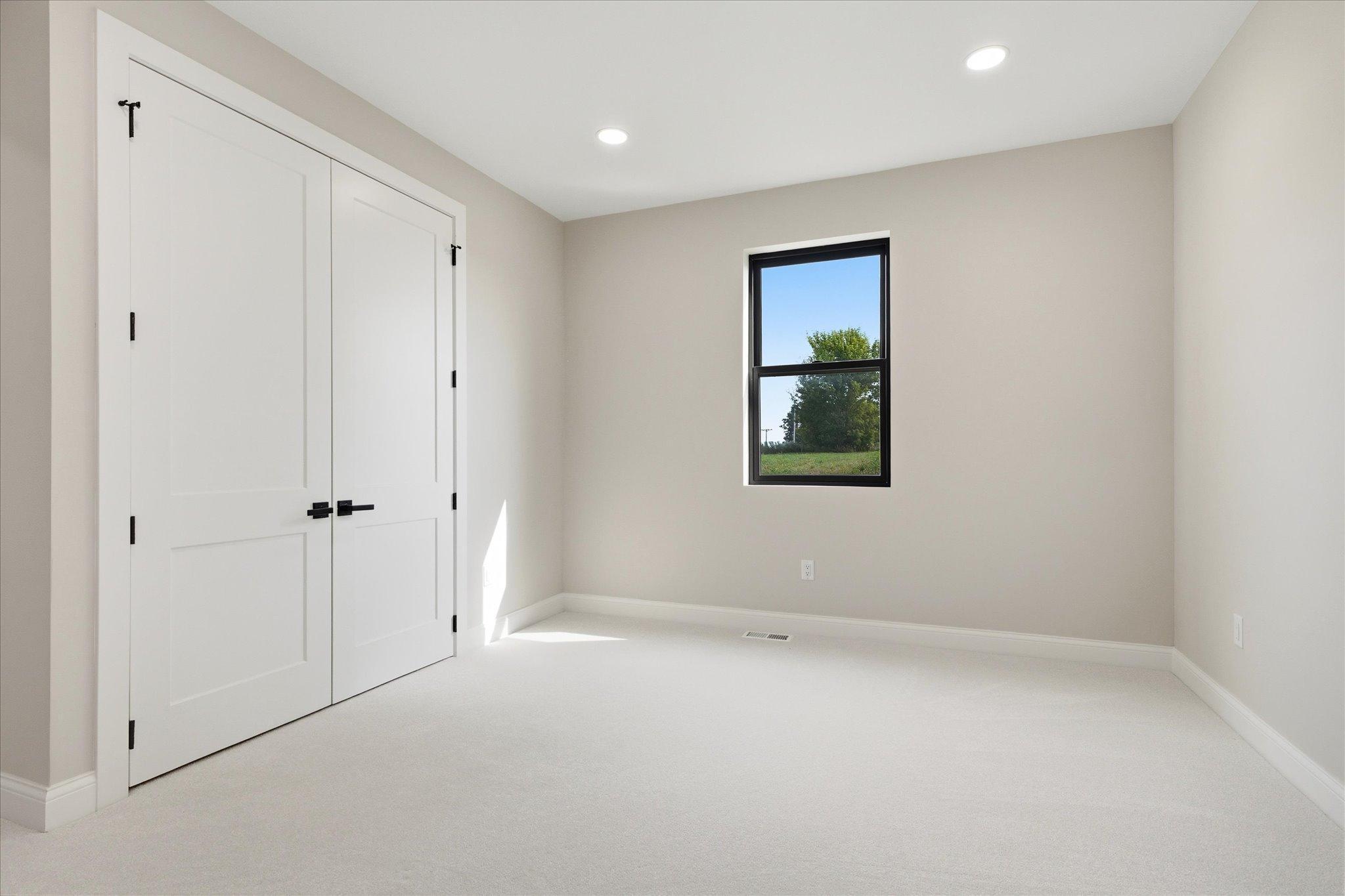 6783 Broadview Drive Property Photo 37
