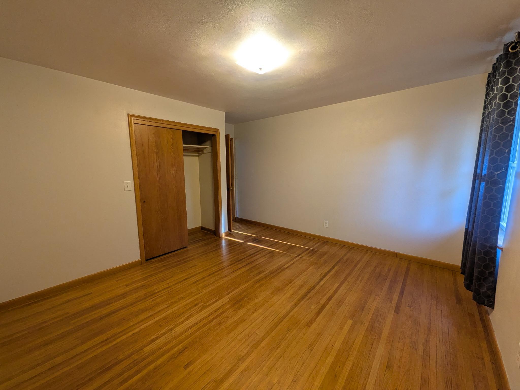 427 1st Avenue W Property Photo 17