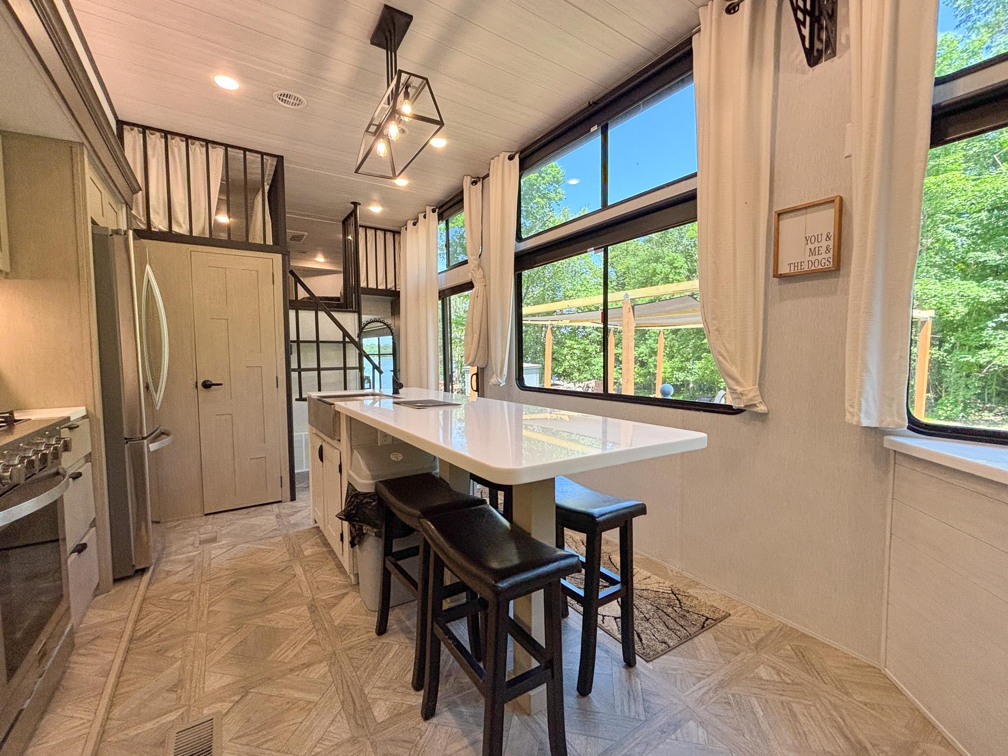 42019 Sugar Maple Drive Property Photo 14