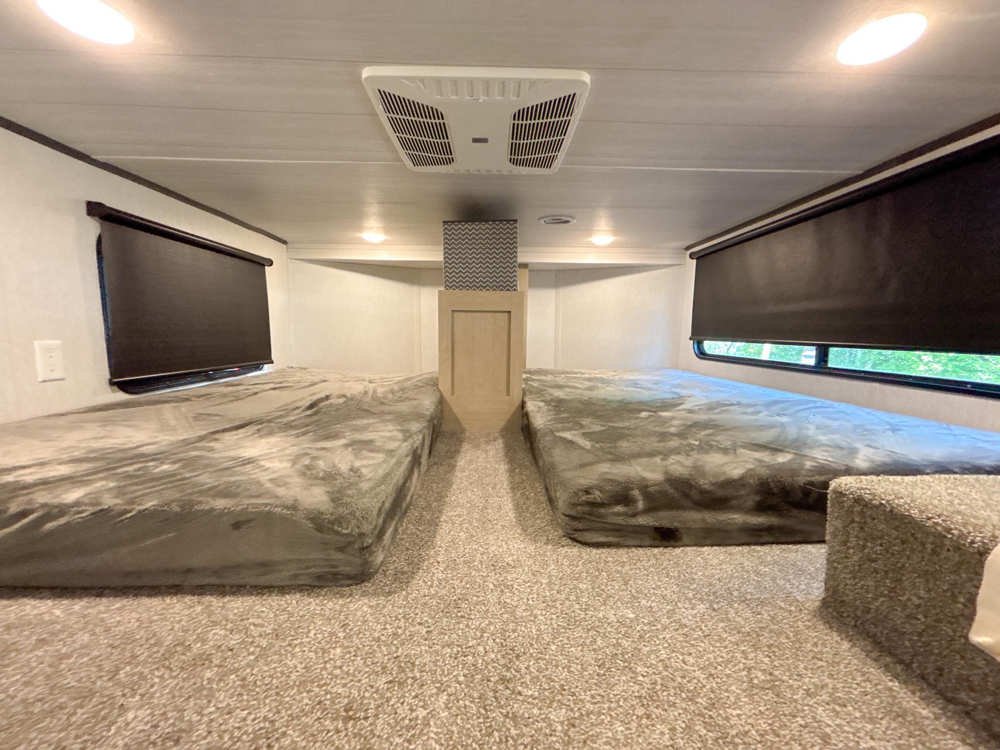42019 Sugar Maple Drive Property Photo 18