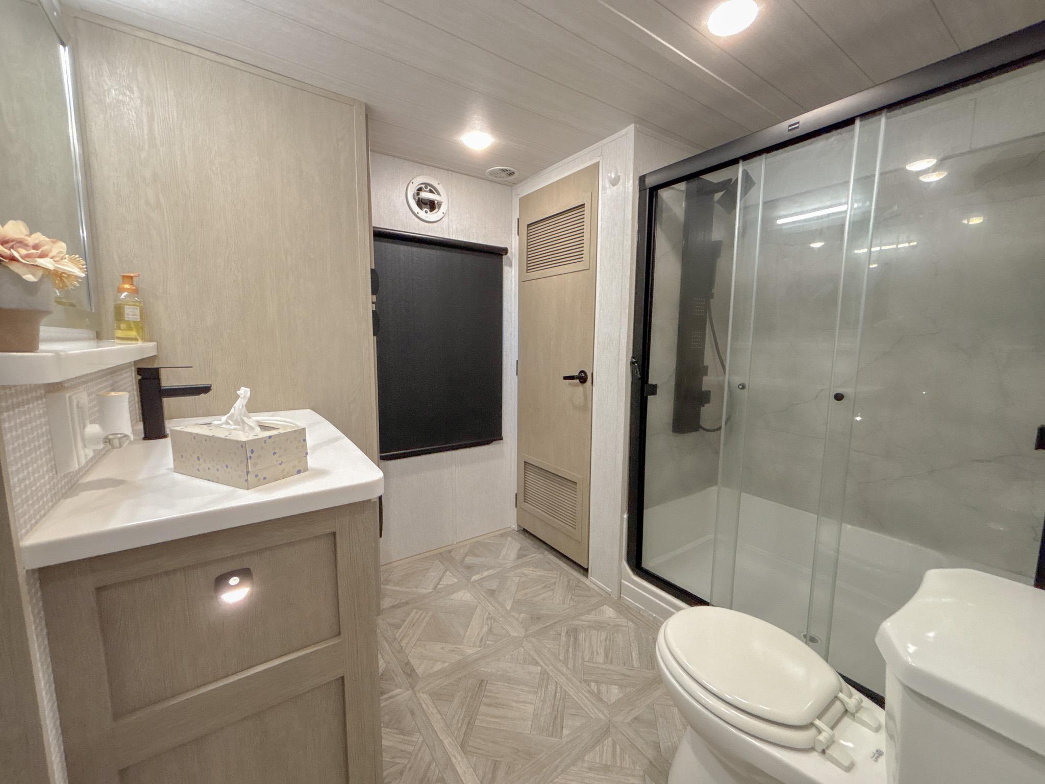 42019 Sugar Maple Drive Property Photo 21