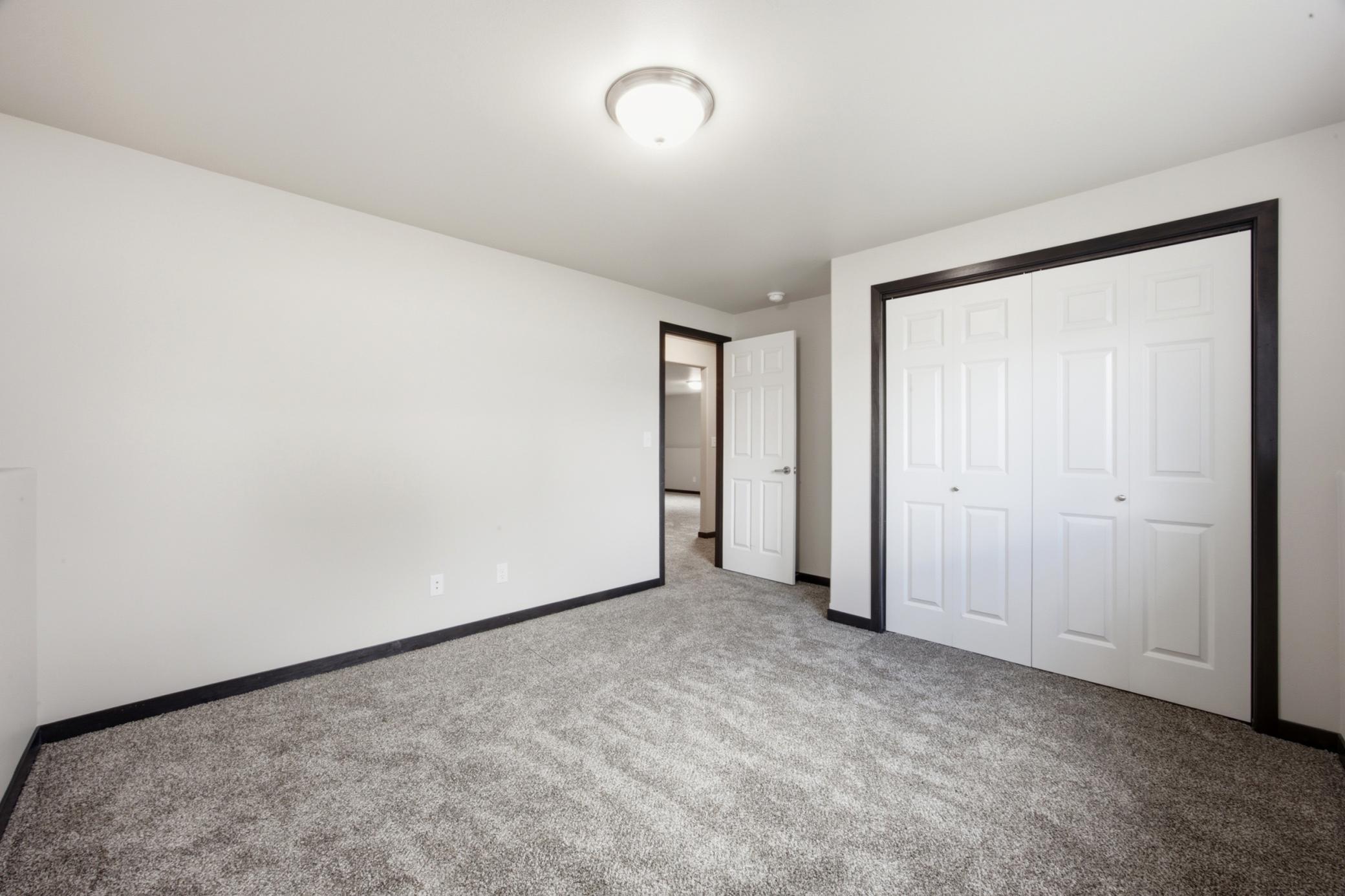 6073 Autumn Drive S Property Photo 18