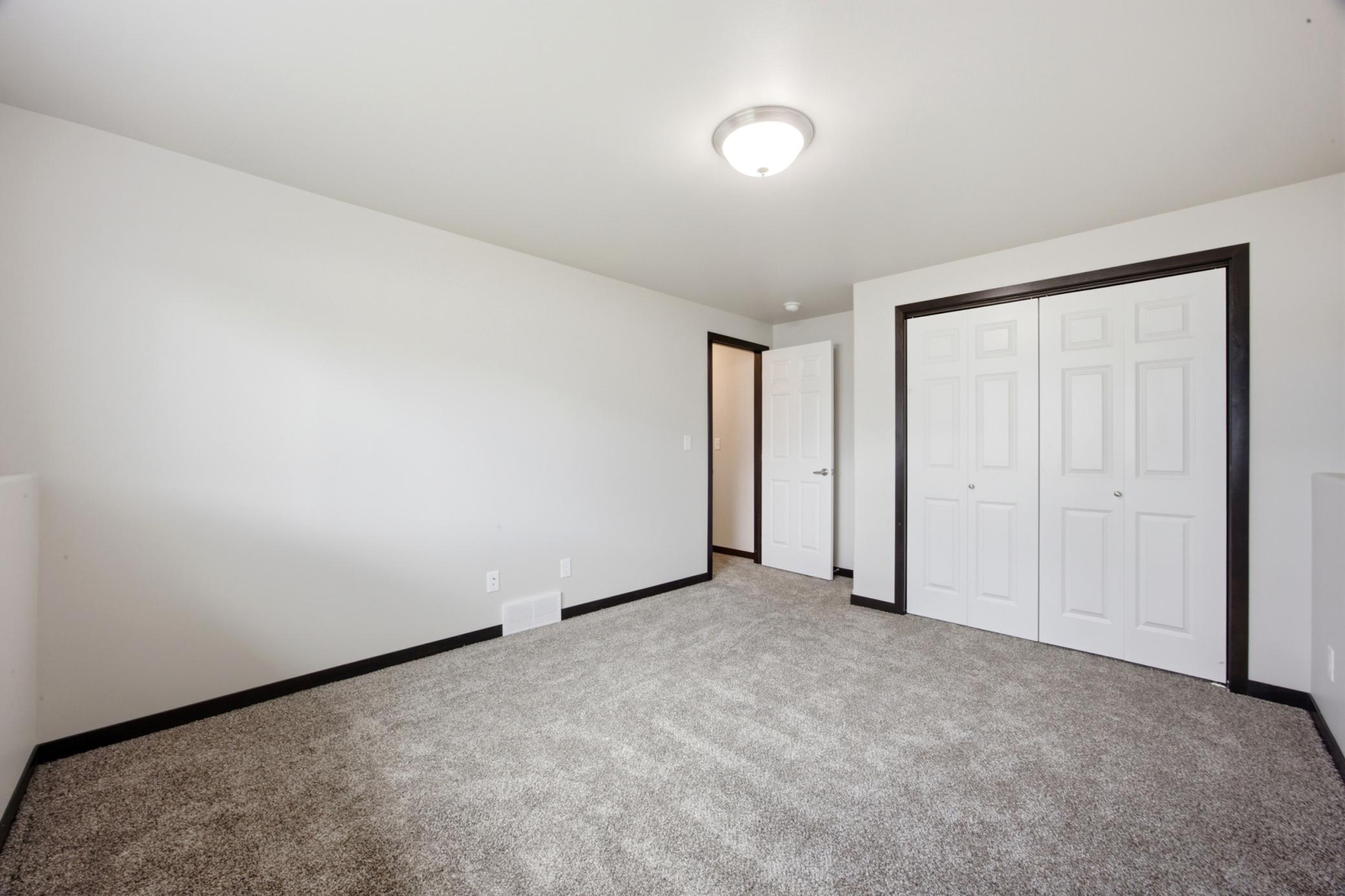 6073 Autumn Drive S Property Photo 20