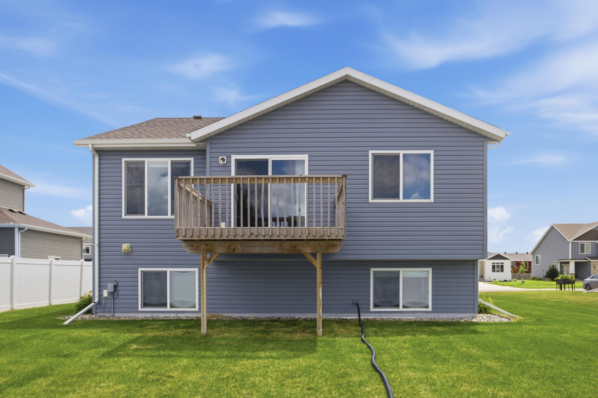 6073 Autumn Drive S Property Photo 23