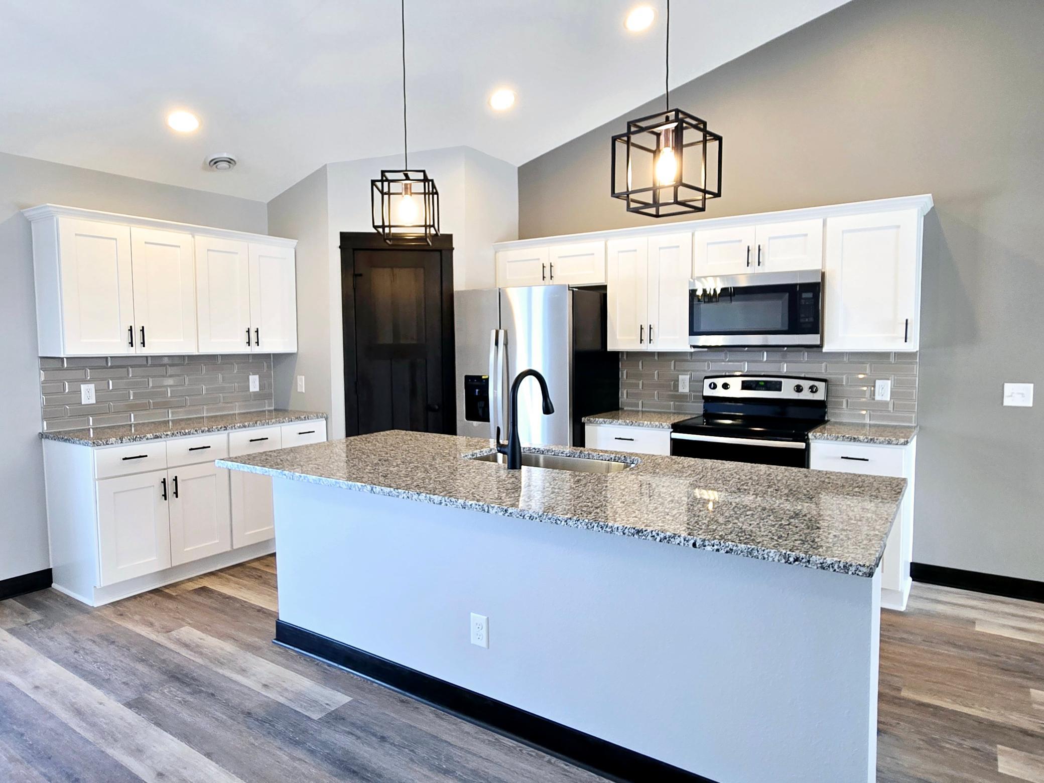 1110 Cullen Street Property Photo 6