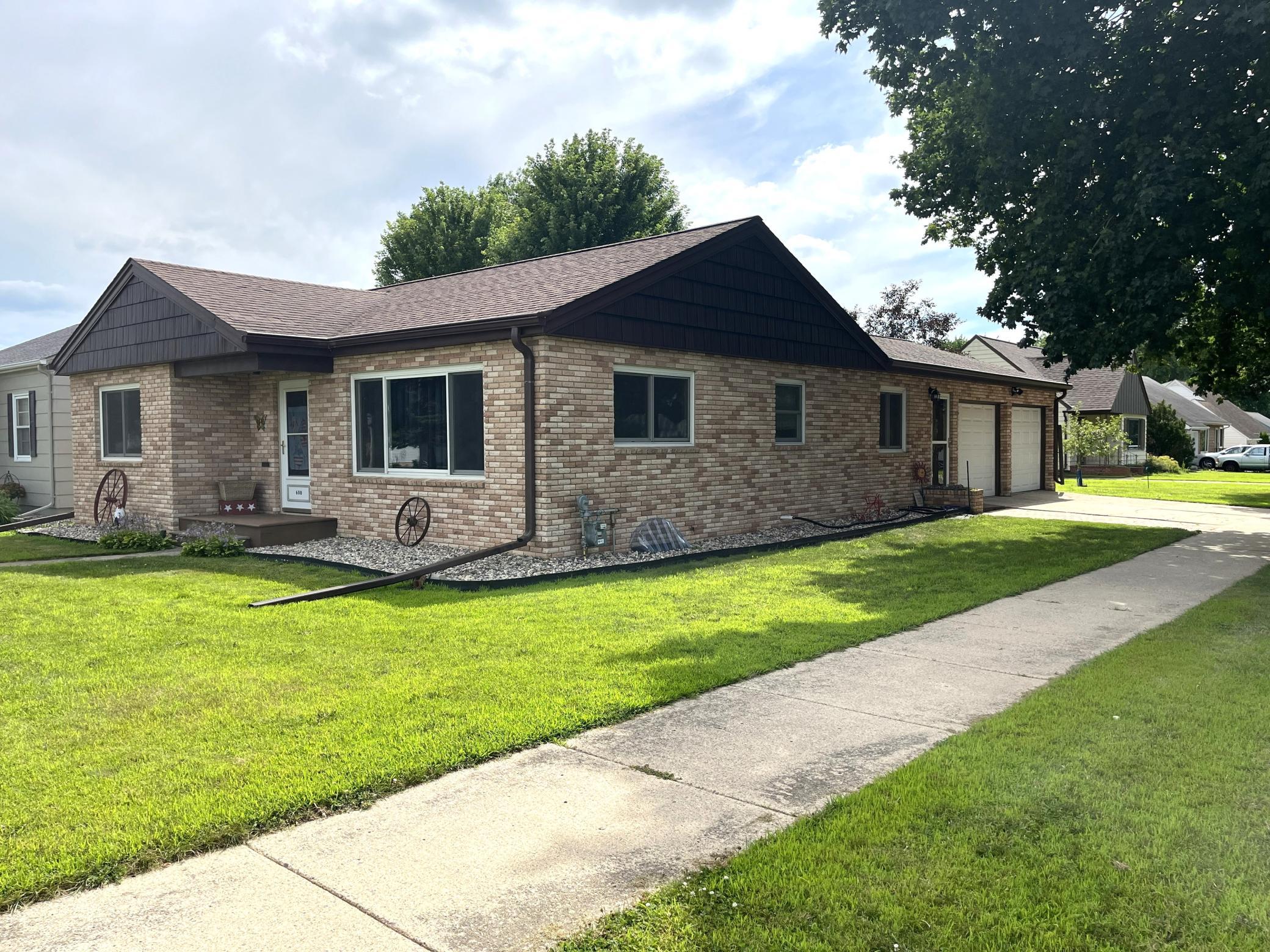 600 Highland Avenue Property Photo 1