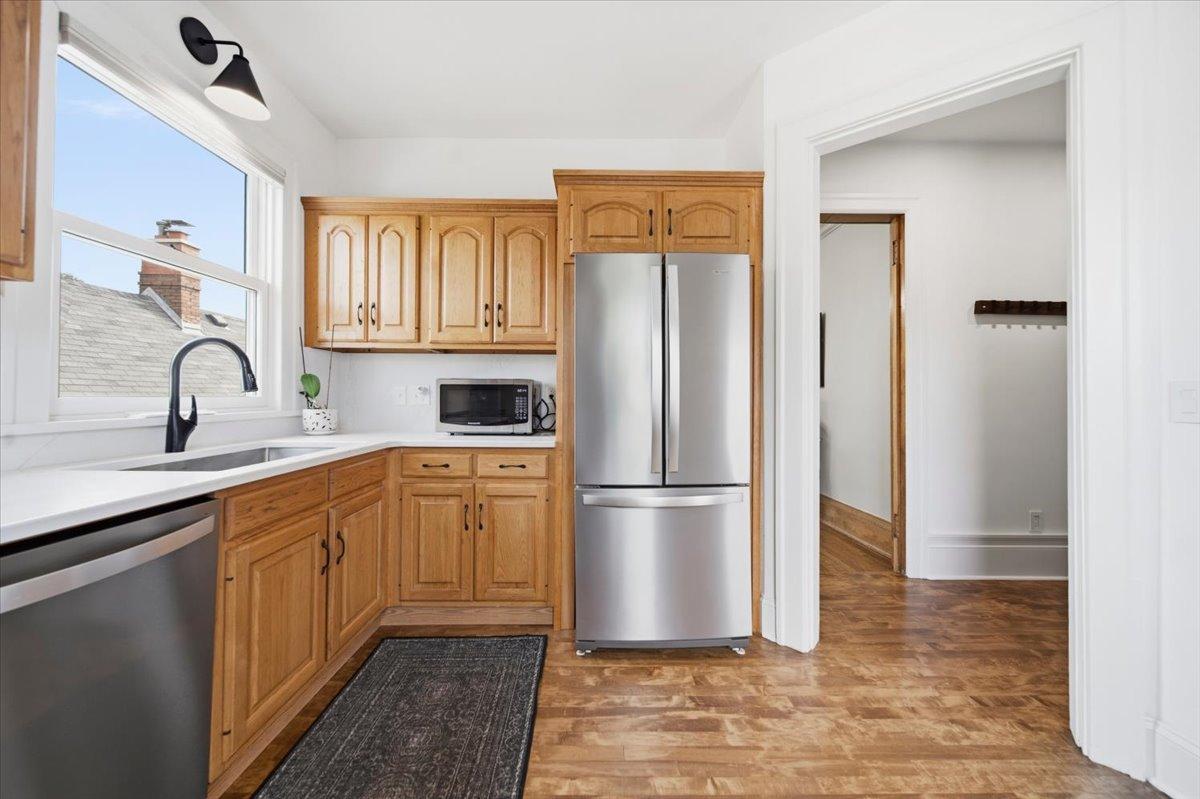 593 Laurel Avenue 6e Property Photo 11