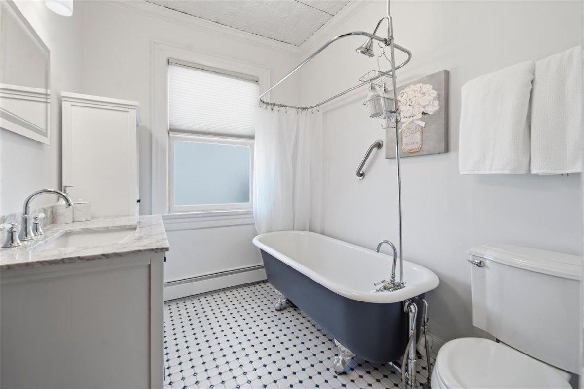 593 Laurel Avenue 6e Property Photo 18