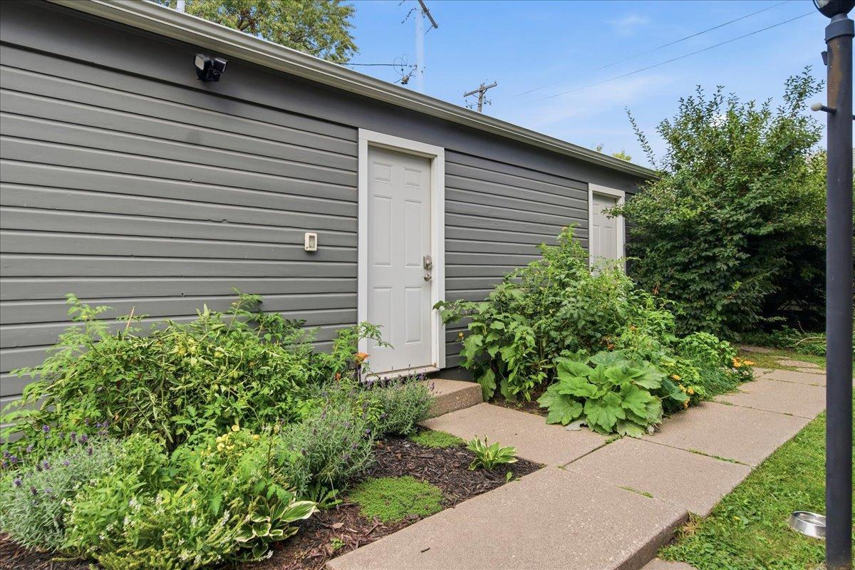 593 Laurel Avenue 6e Property Photo 32
