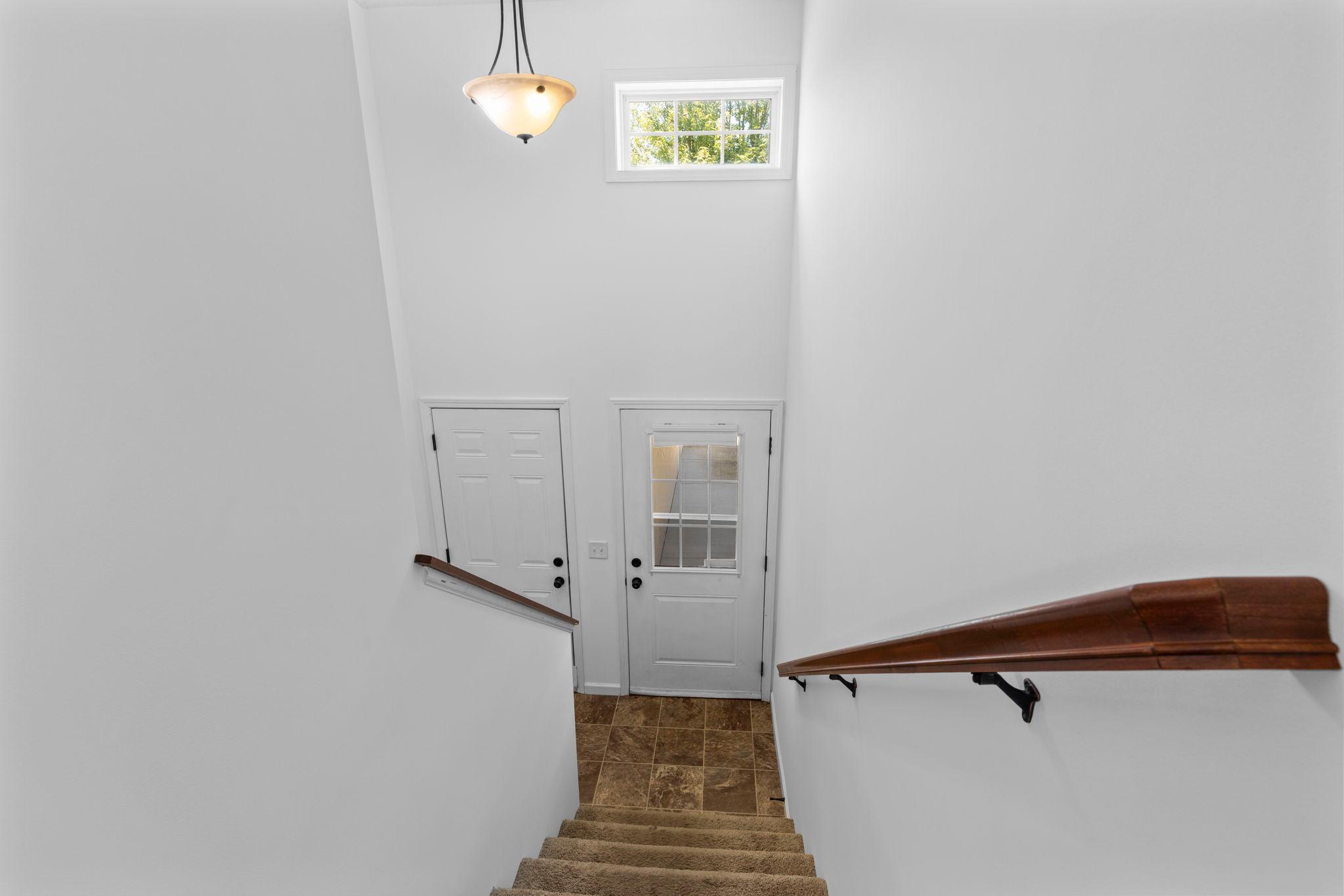 106 Garner Circle Property Photo 6
