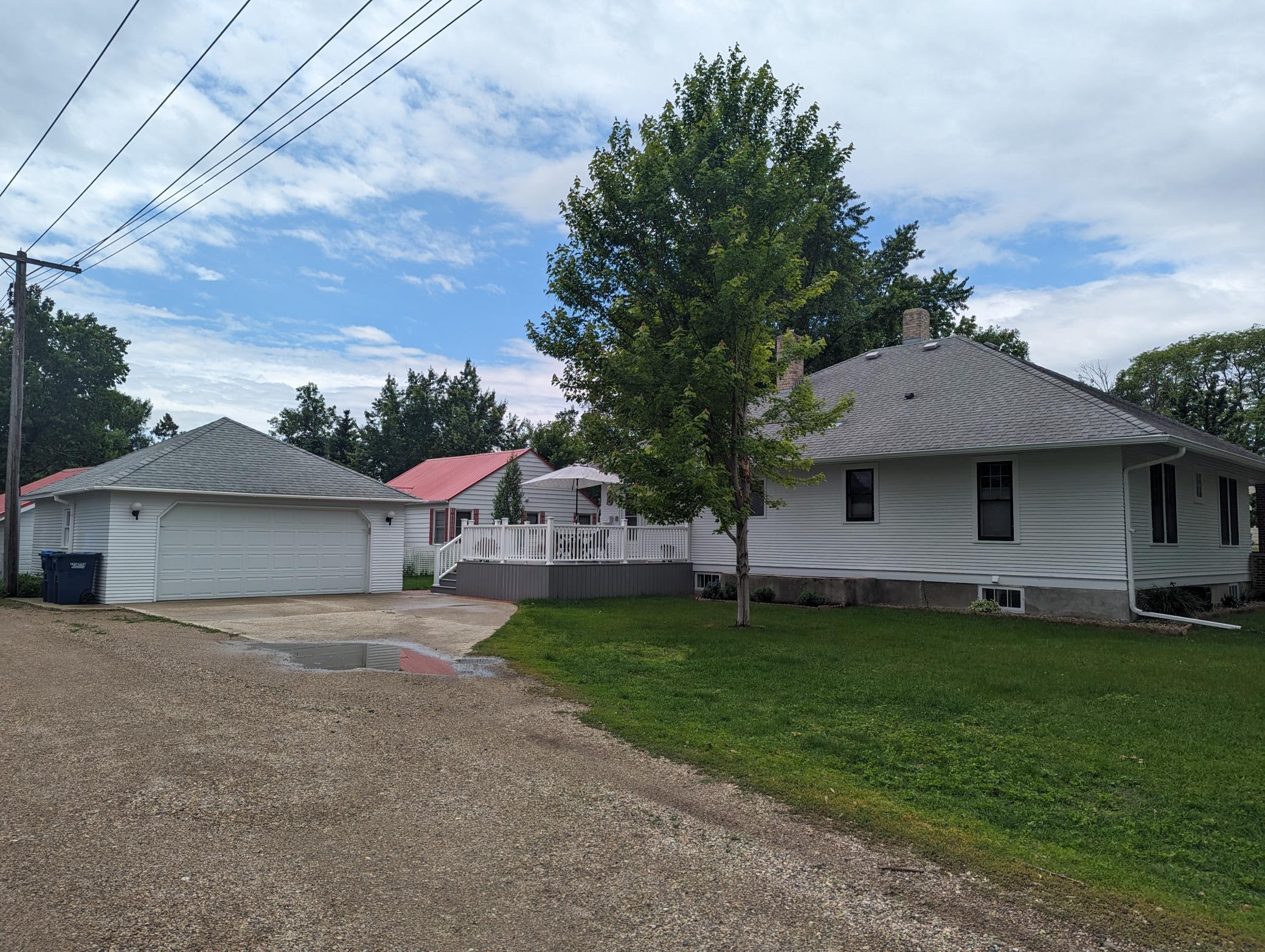 107 7th Avenue W Property Photo 3