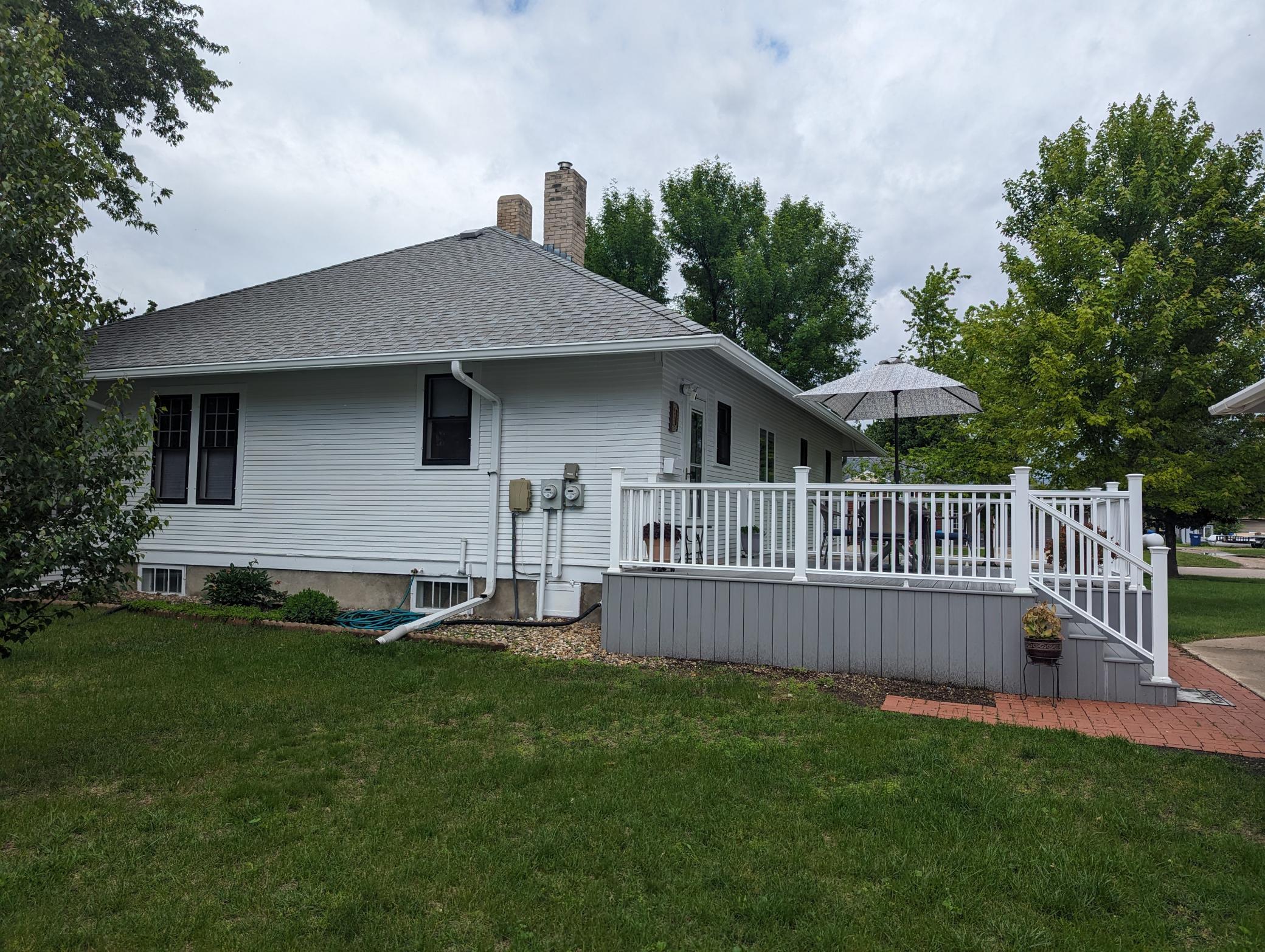 107 7th Avenue W Property Photo 12
