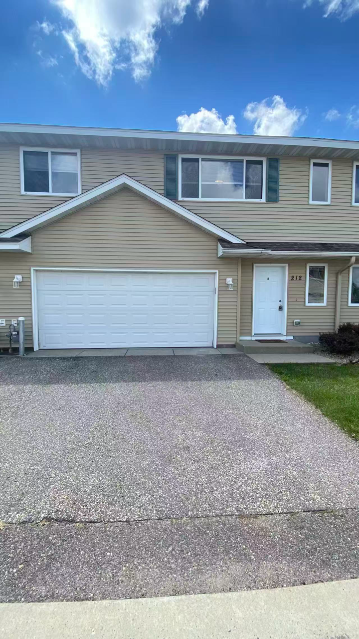 212 Tanager Path Property Photo 1