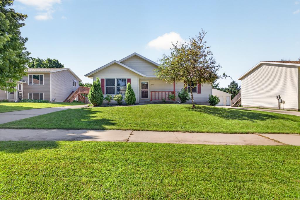 3704 Strathmore Lane Se Property Photo 1