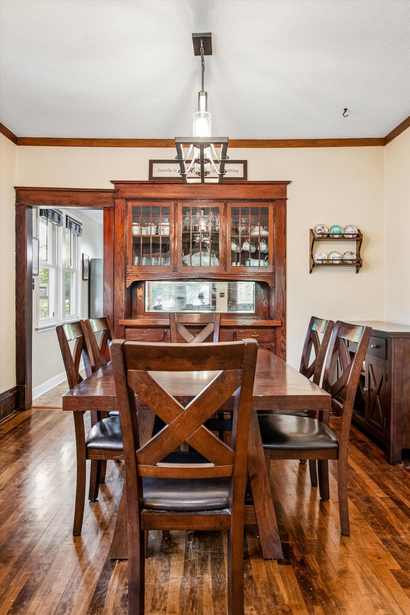 838 Clear Avenue Property Photo 10