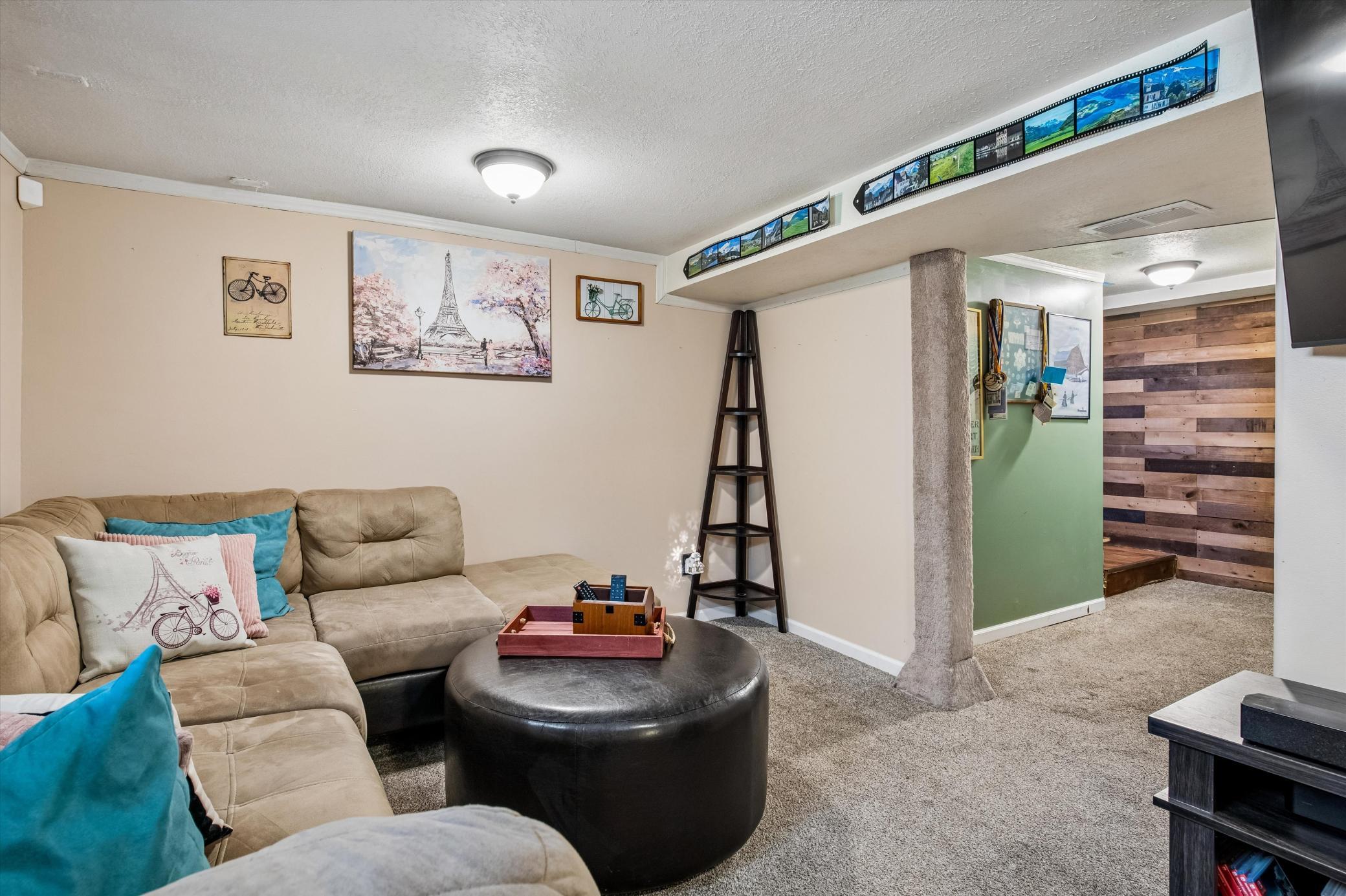 838 Clear Avenue Property Photo 25