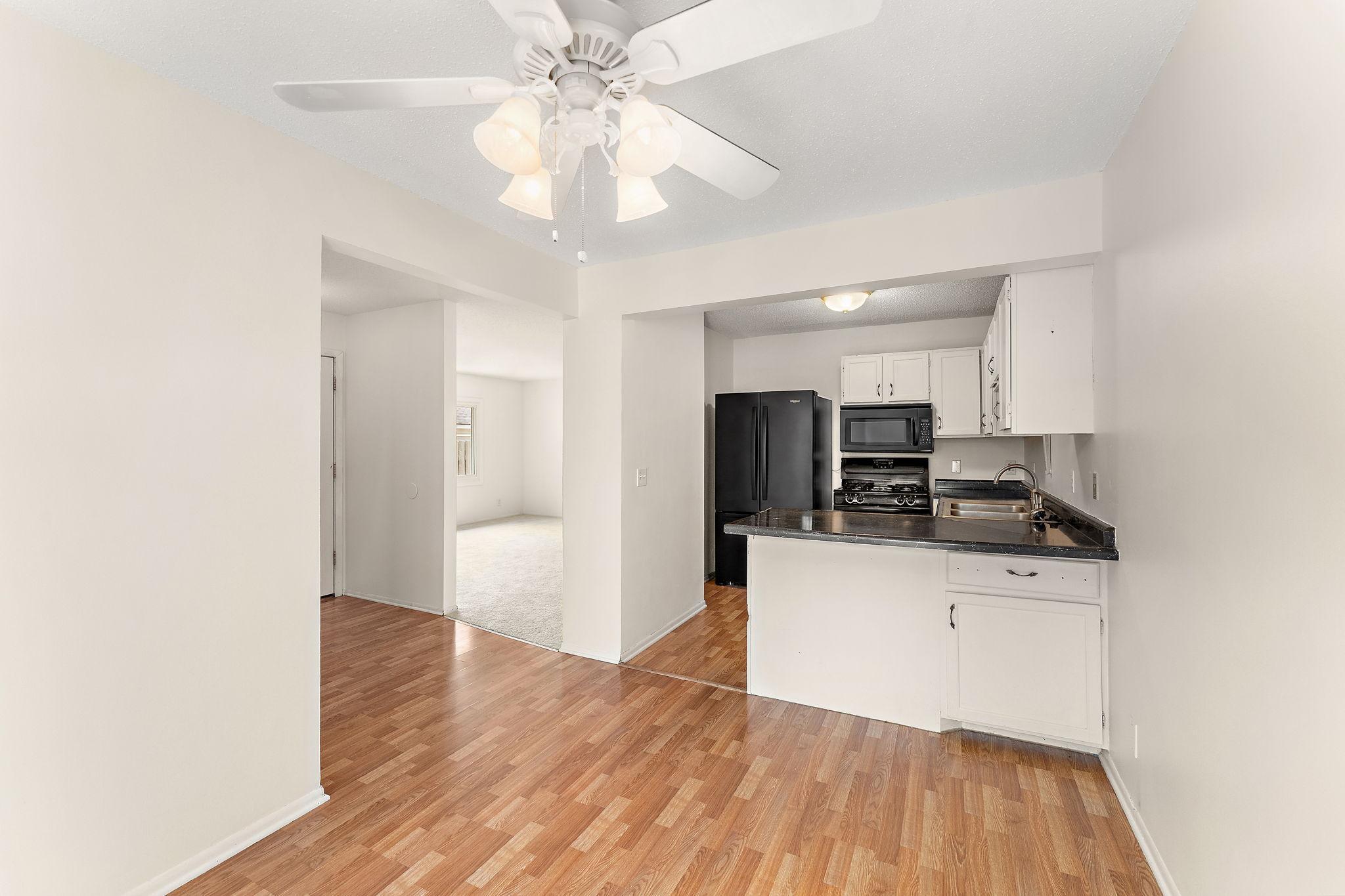 1491 Woodview Avenue E Property Photo 13