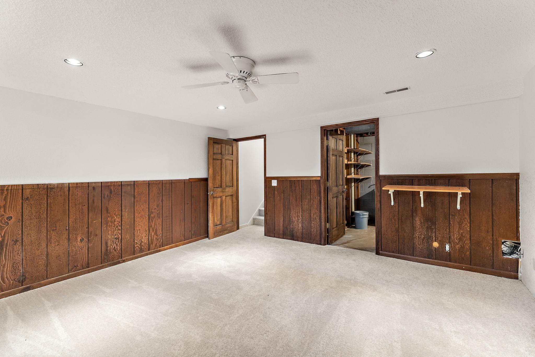 1491 Woodview Avenue E Property Photo 29