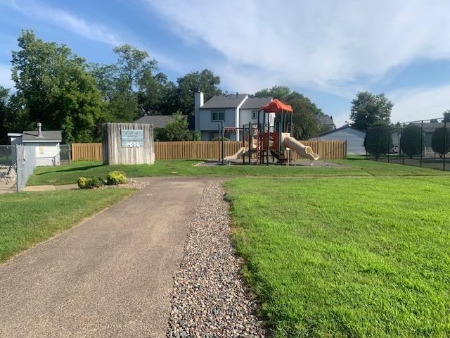 1491 Woodview Avenue E Property Photo 41