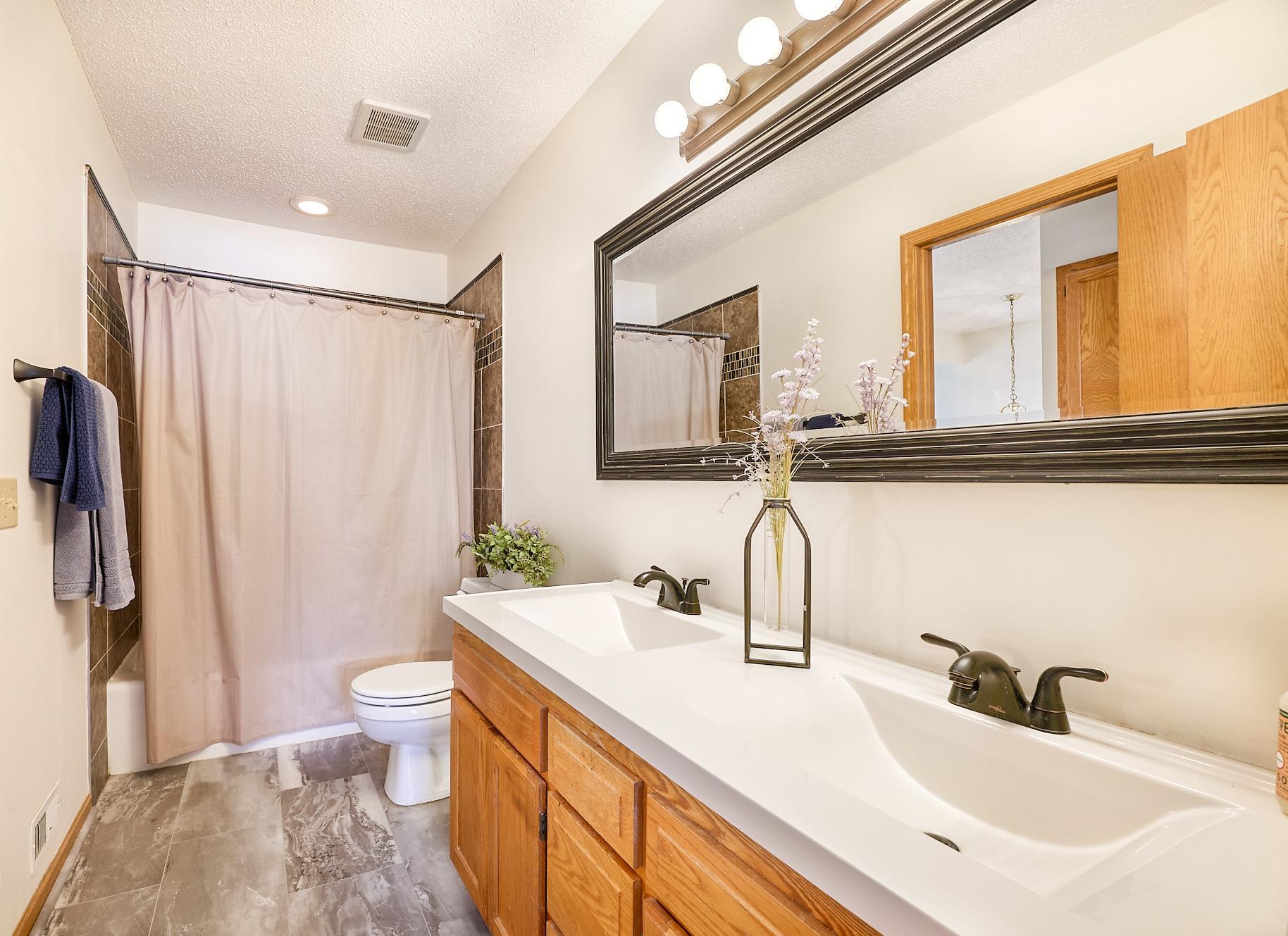12857 82nd Place N Property Photo 14