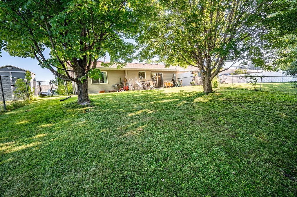 561 Burton Circle Property Photo 16