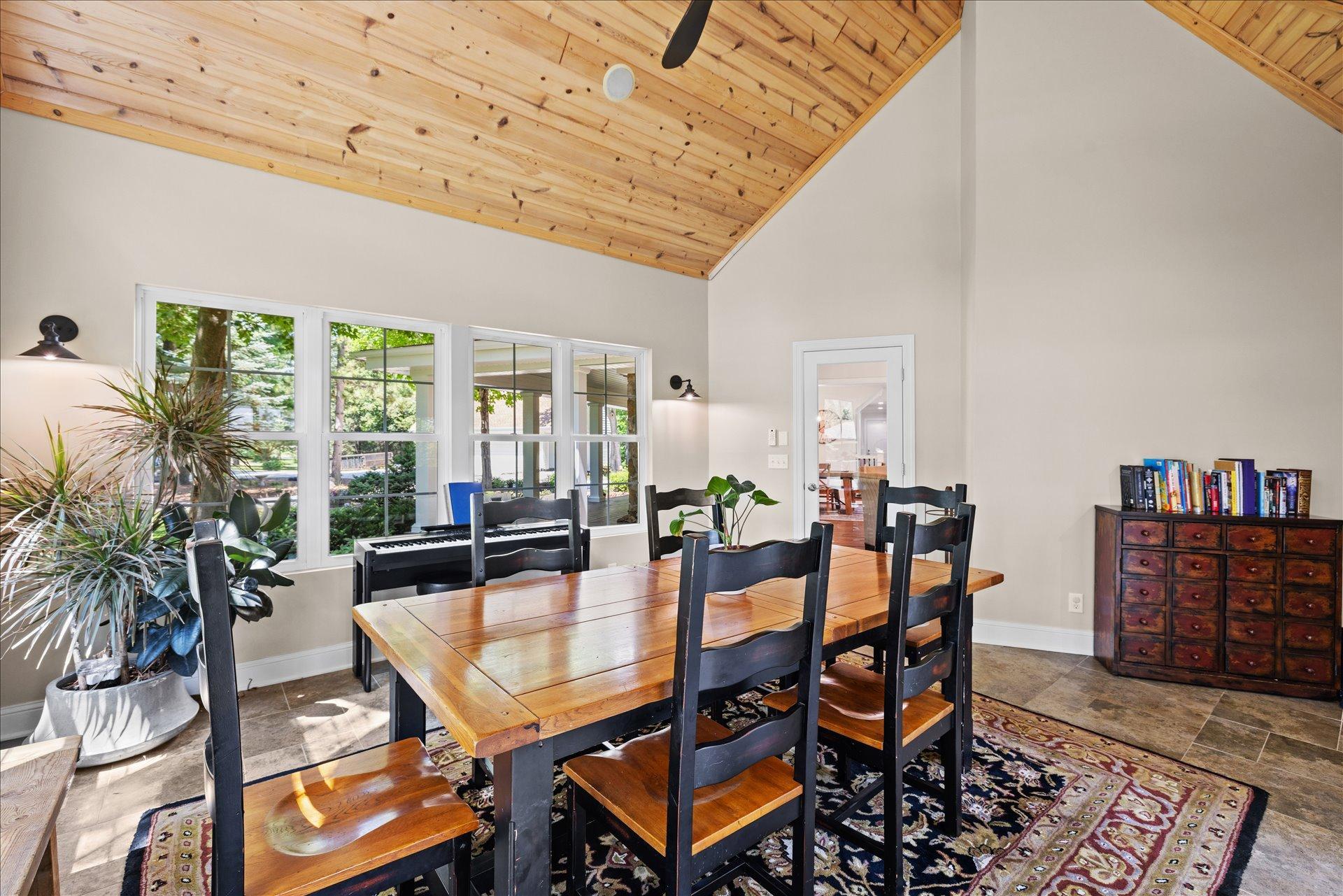 612 Nelson Road Property Photo 47