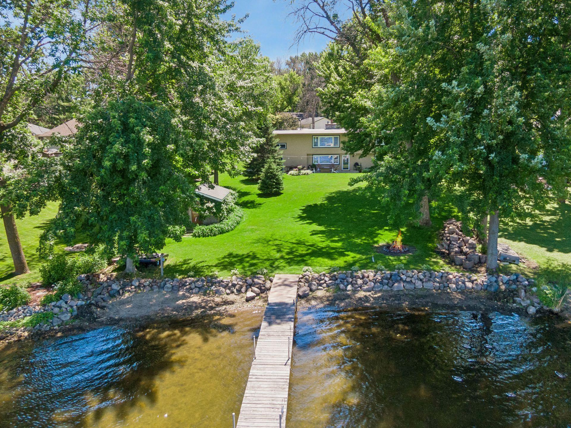 2760 S Shore Drive Property Photo 5