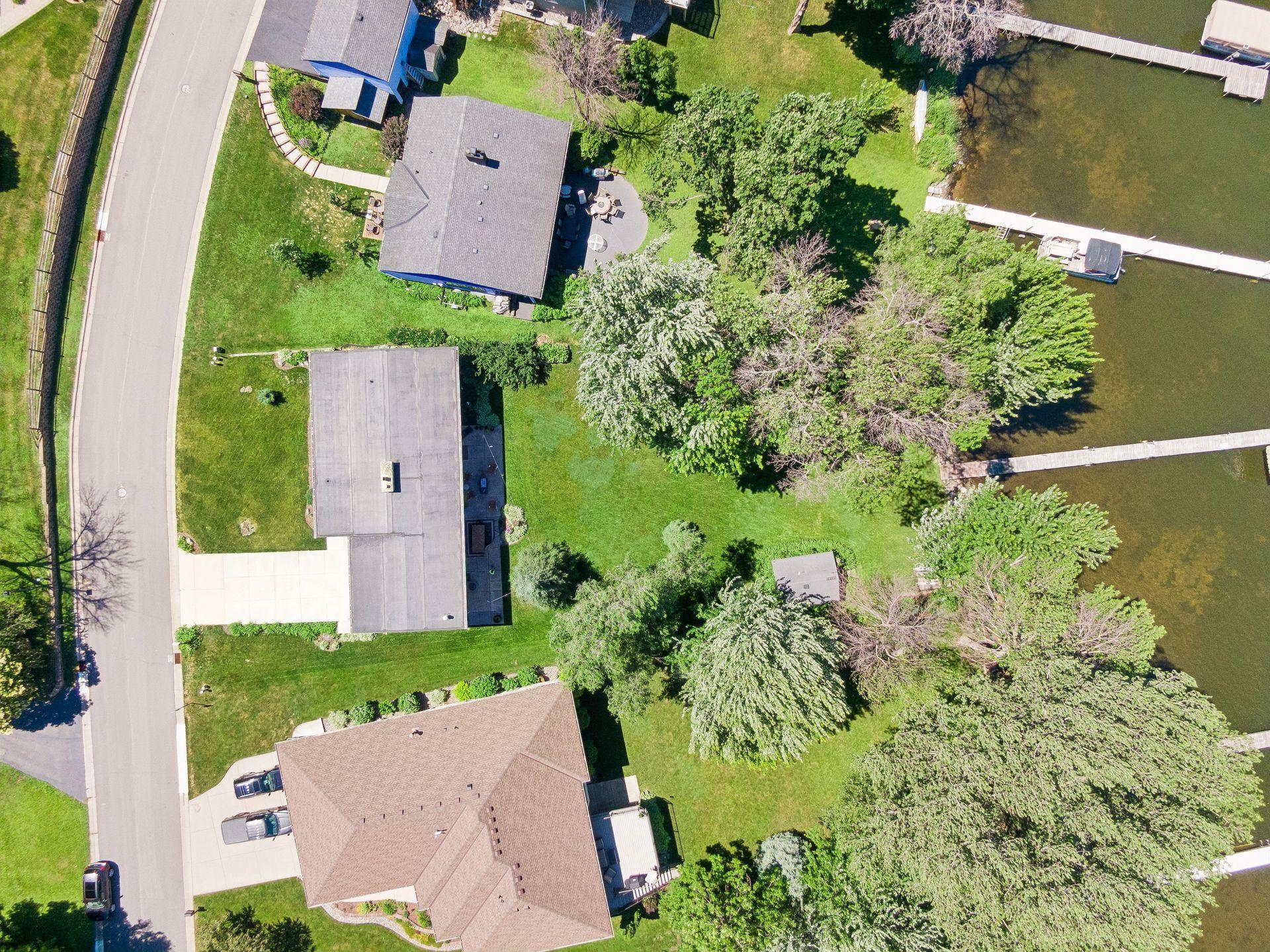 2760 S Shore Drive Property Photo 7