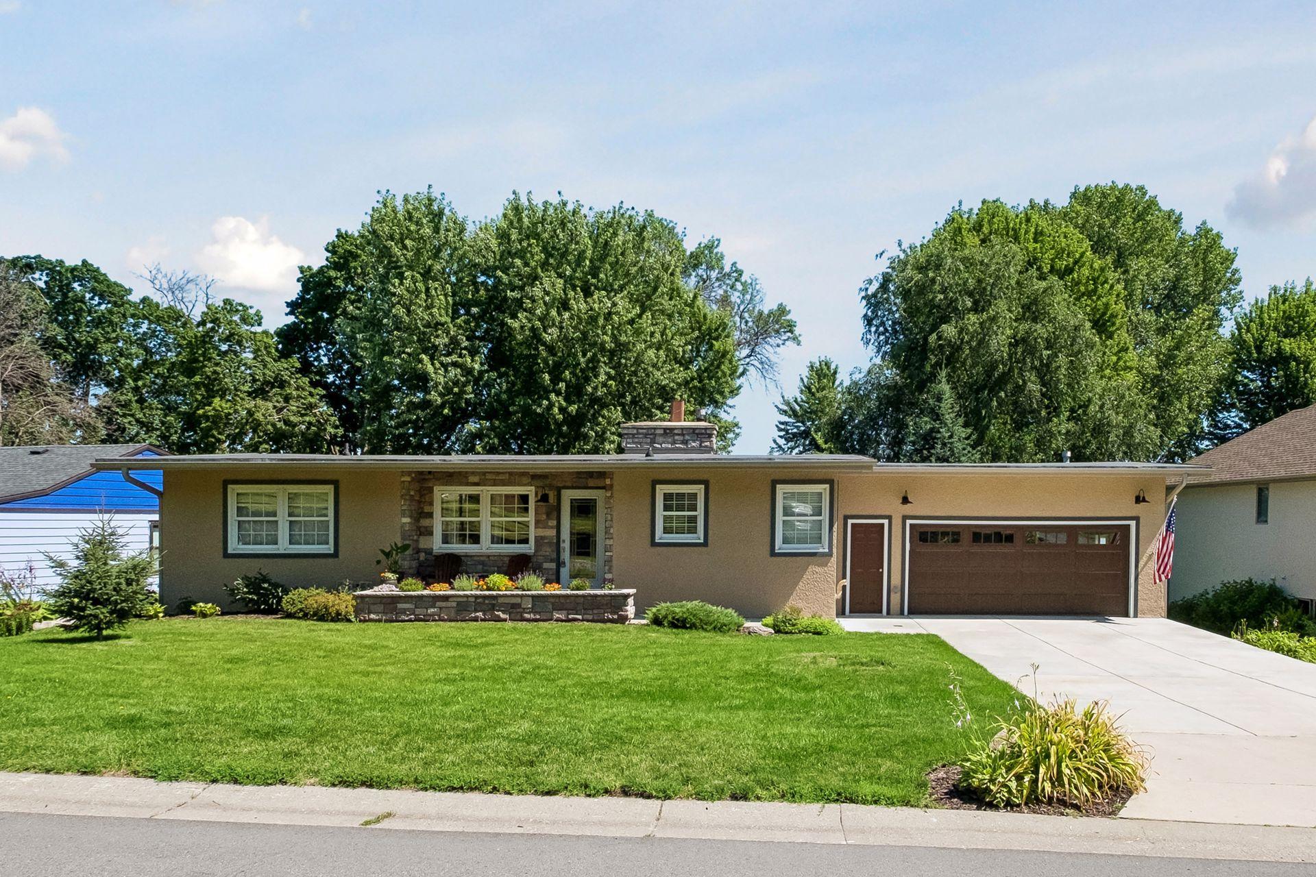 2760 S Shore Drive Property Photo 9