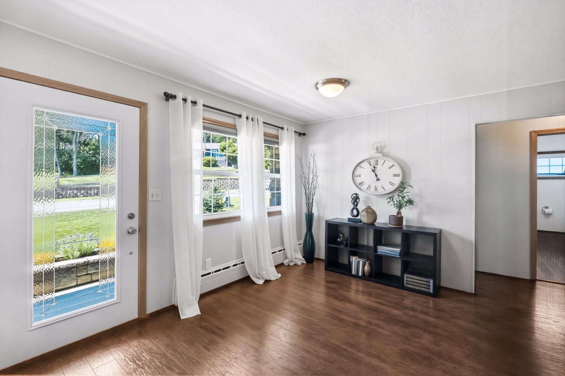 2760 S Shore Drive Property Photo 13