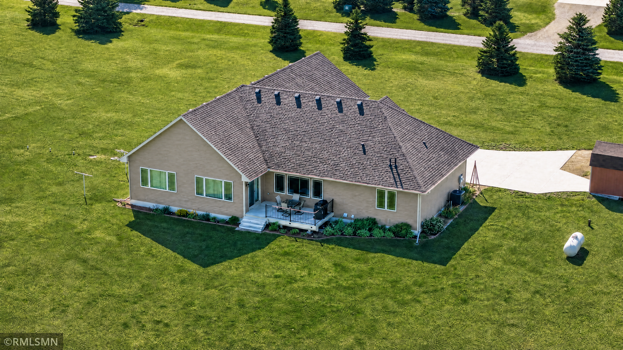 30061 Ashby Court Property Photo 6
