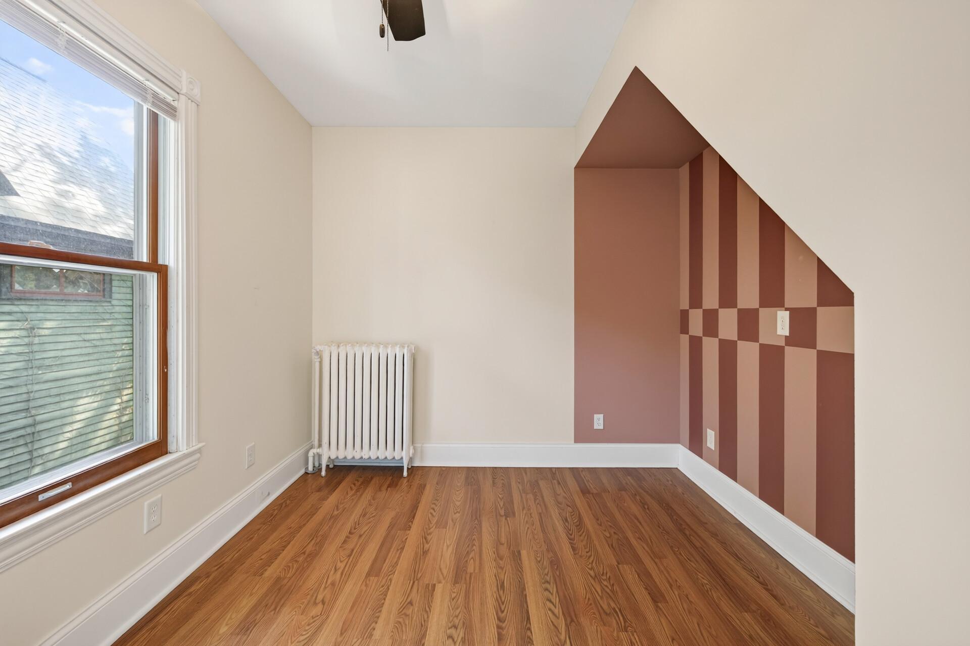 95 Victoria Street N Property Photo 38