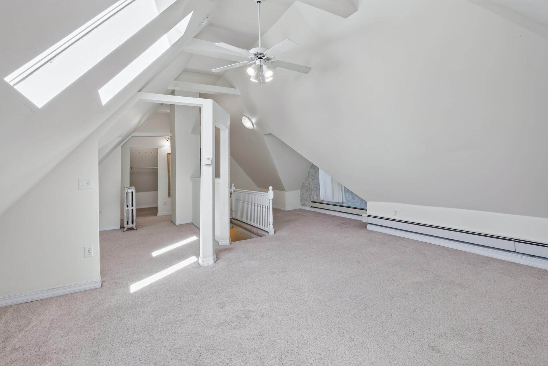 95 Victoria Street N Property Photo 40