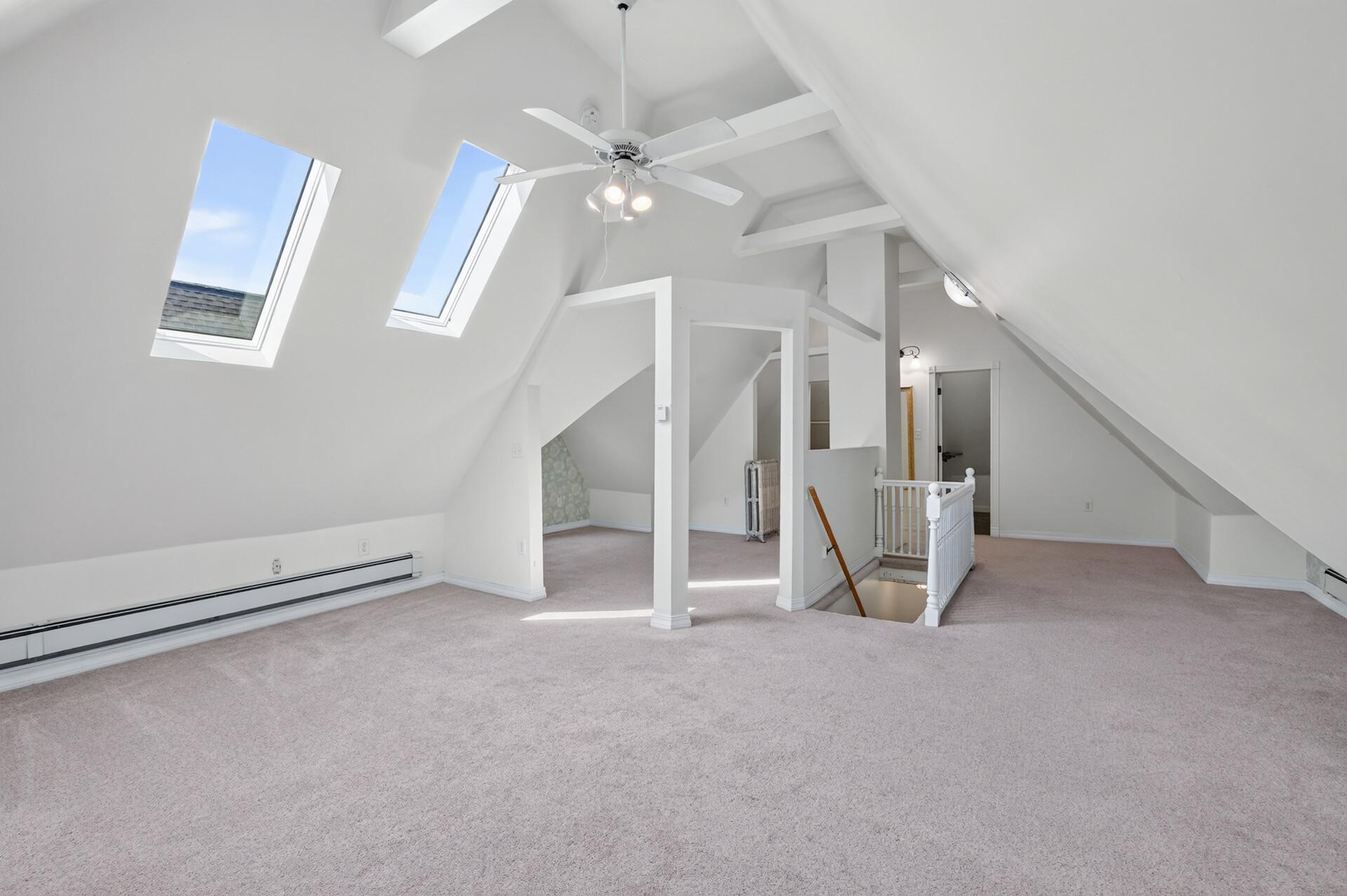 95 Victoria Street N Property Photo 41