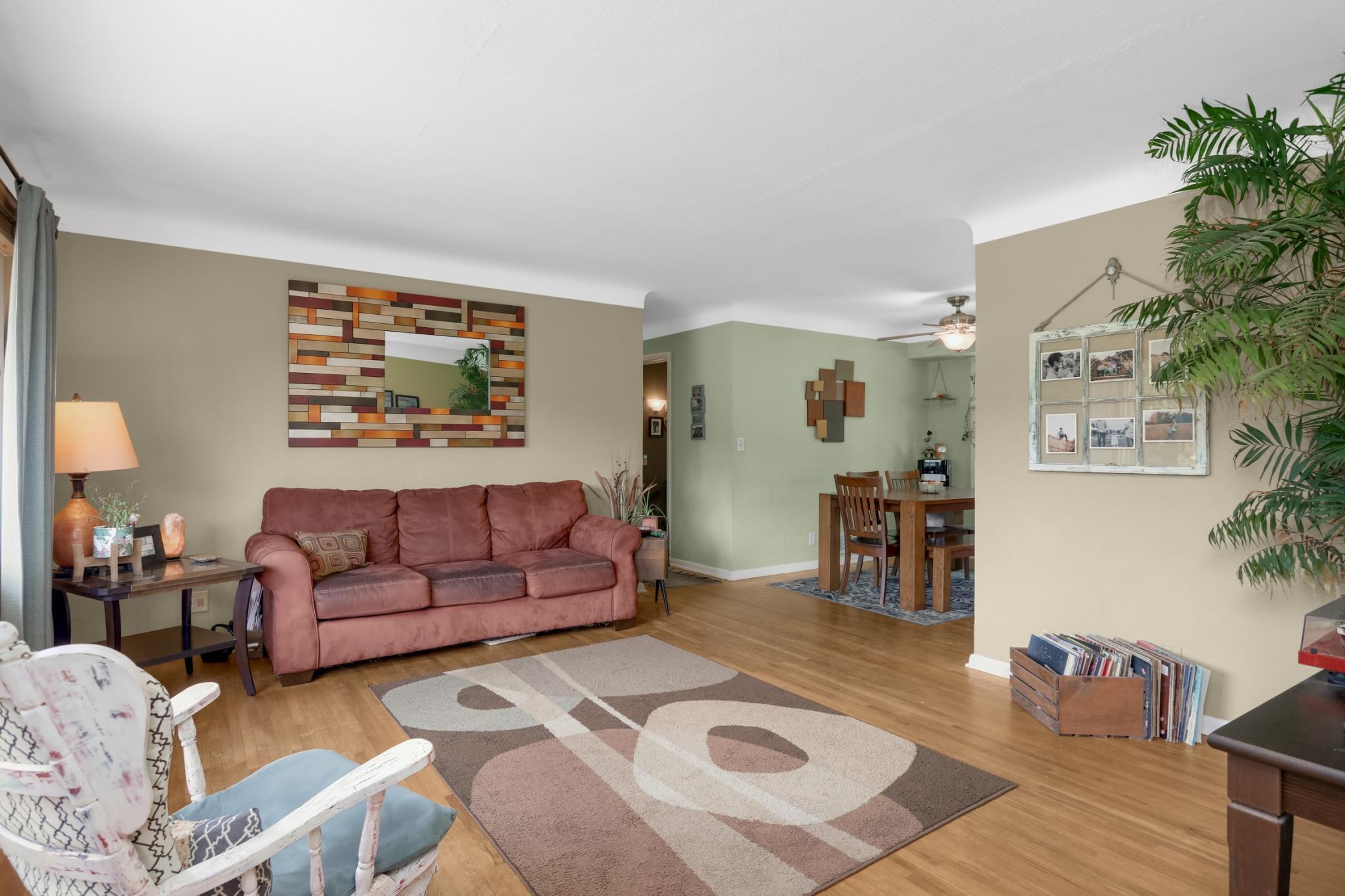 3407 Payne Avenue Property Photo 6