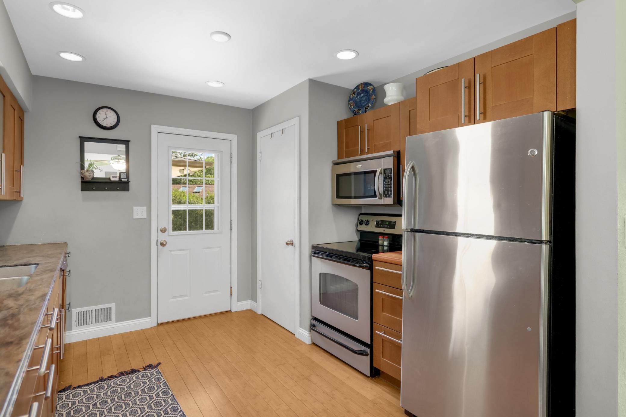 3407 Payne Avenue Property Photo 12