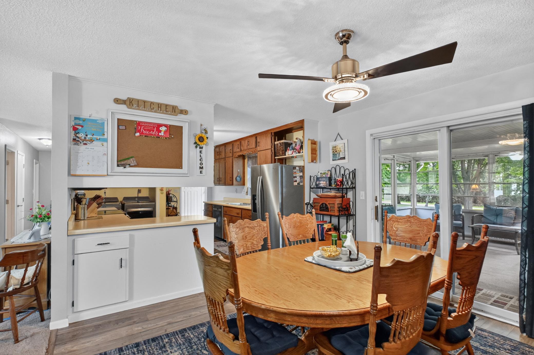 1424 Ash Street Property Photo 11
