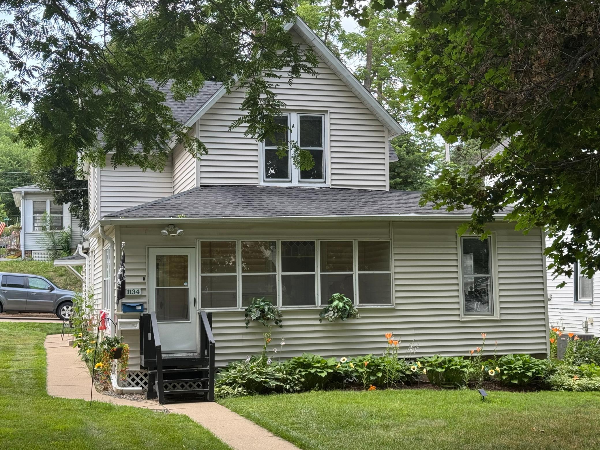 1134 Central Avenue Property Photo 1