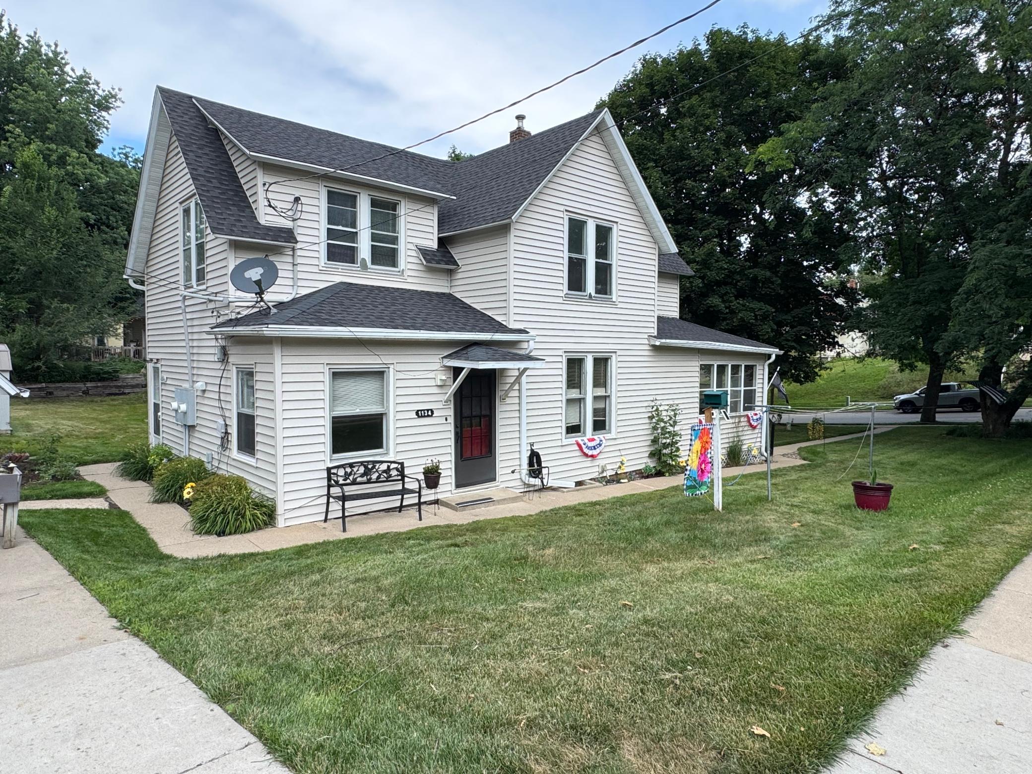 1134 Central Avenue Property Photo 3