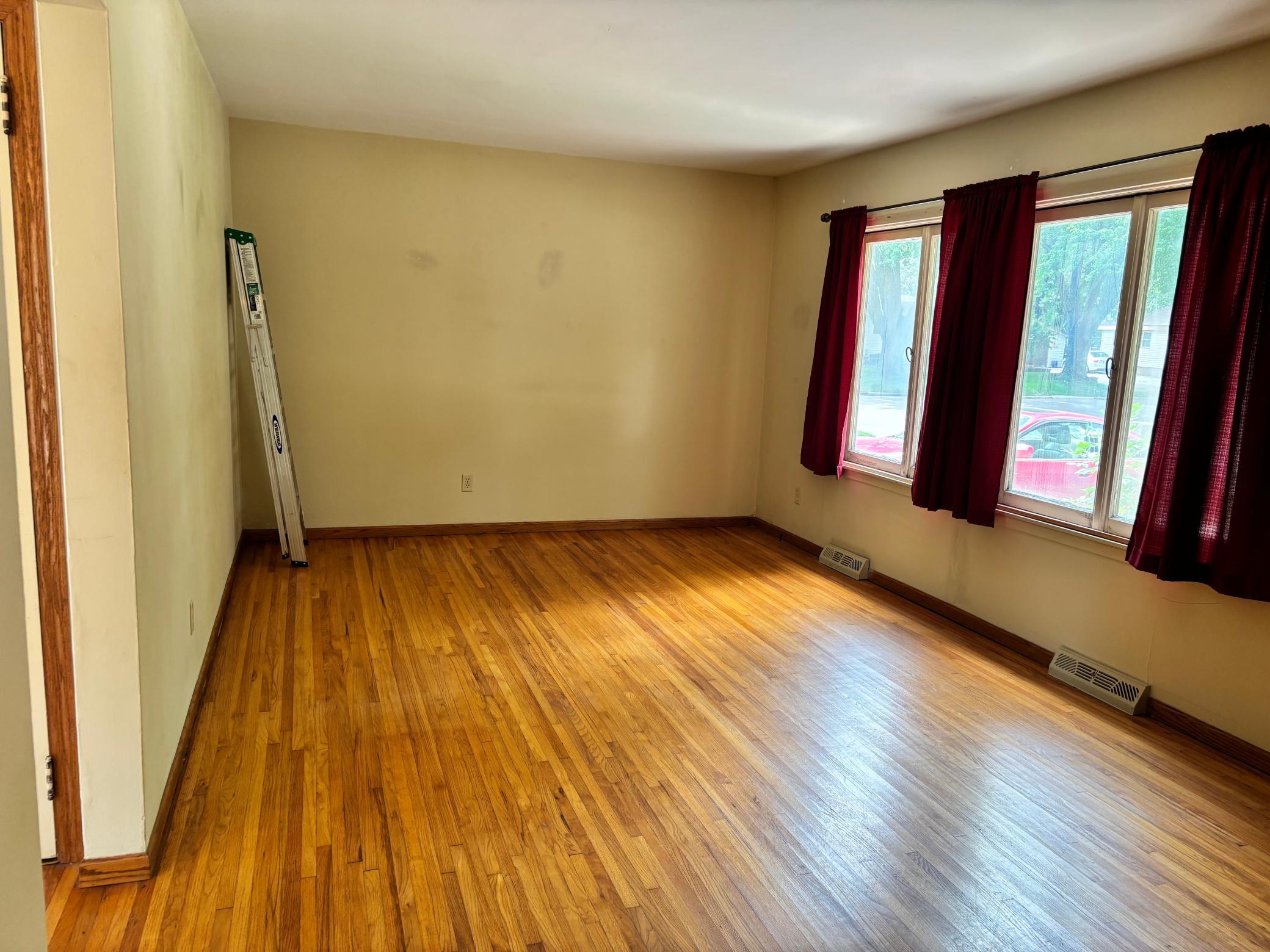 1306 Crestview Road Property Photo 5