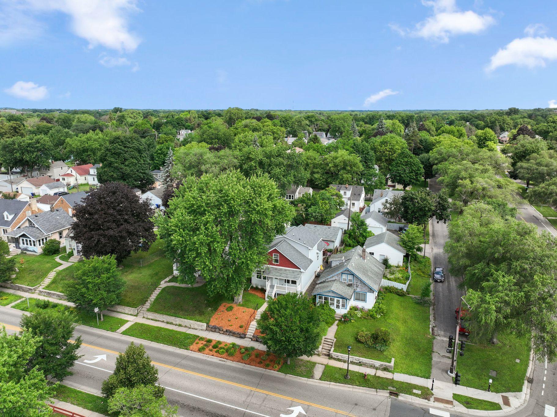 1281 3rd Street E Property Photo 3