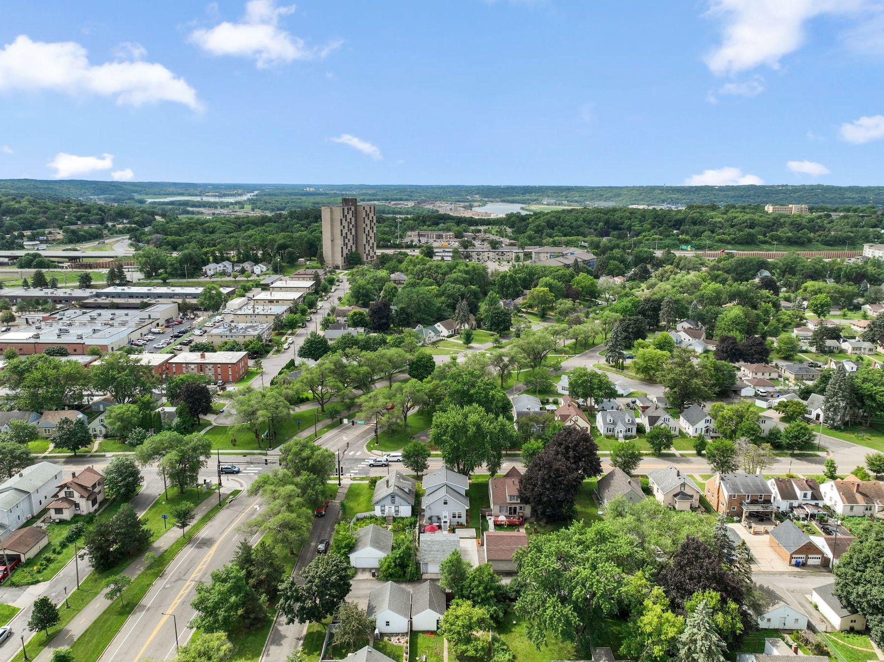 1281 3rd Street E Property Photo 44