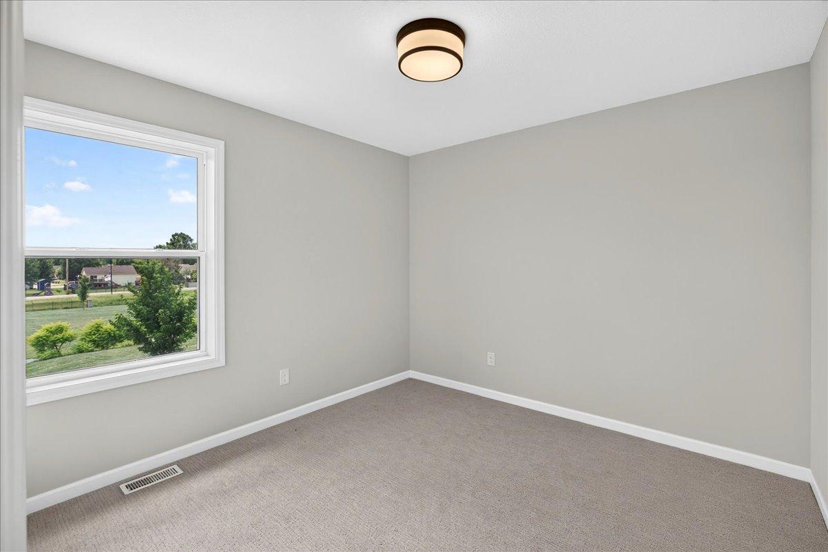 9775 46th Street Ne Property Photo 12
