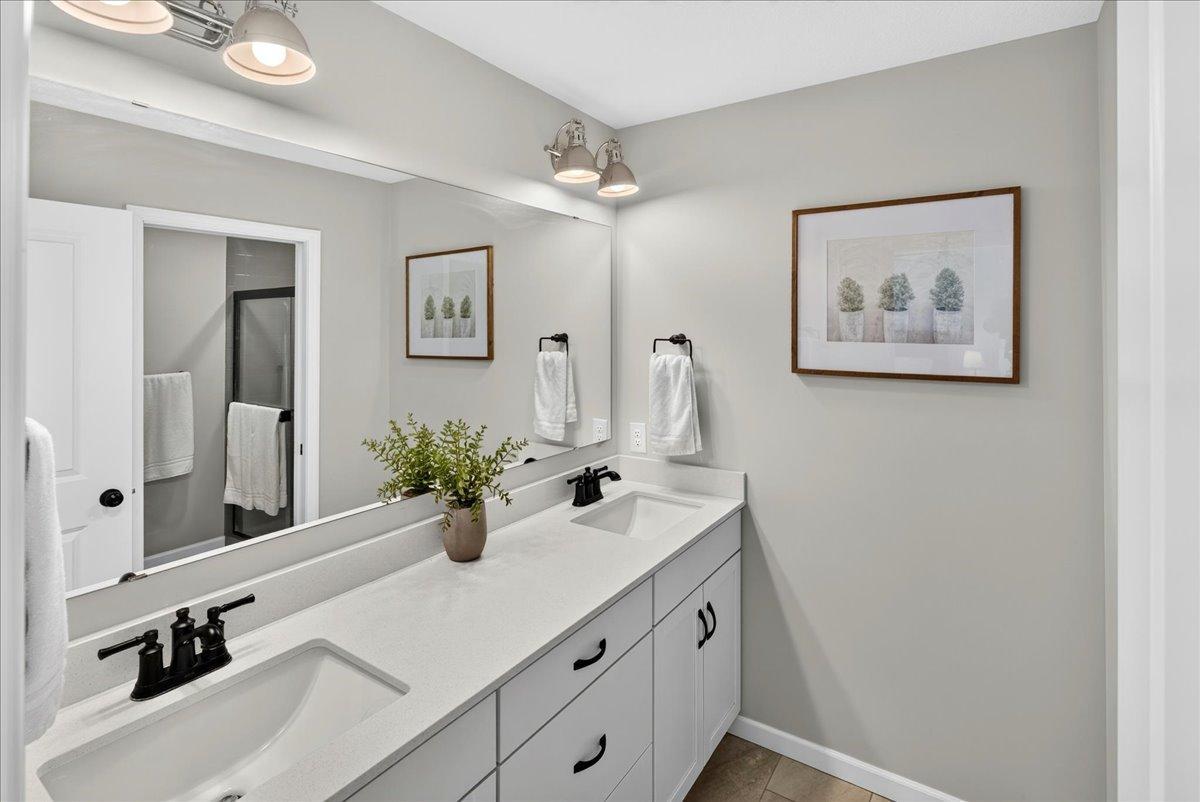 9775 46th Street Ne Property Photo 18