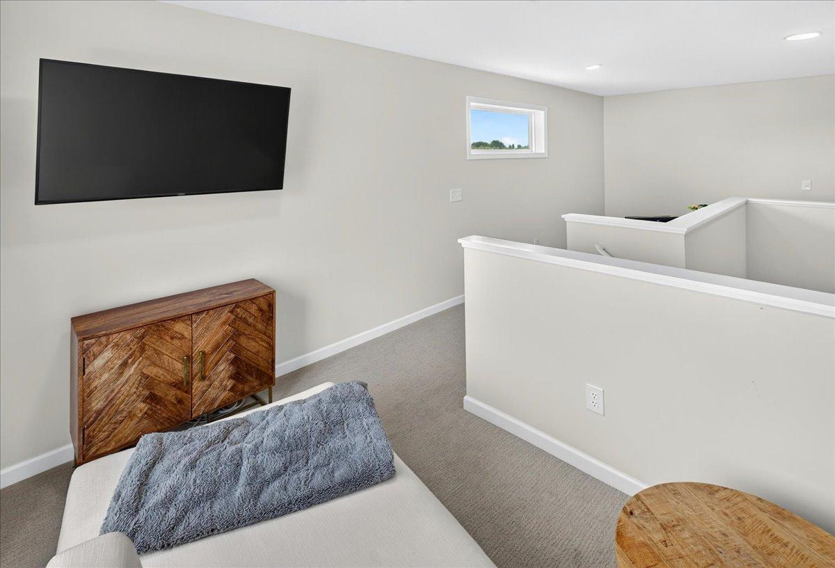 9775 46th Street Ne Property Photo 29