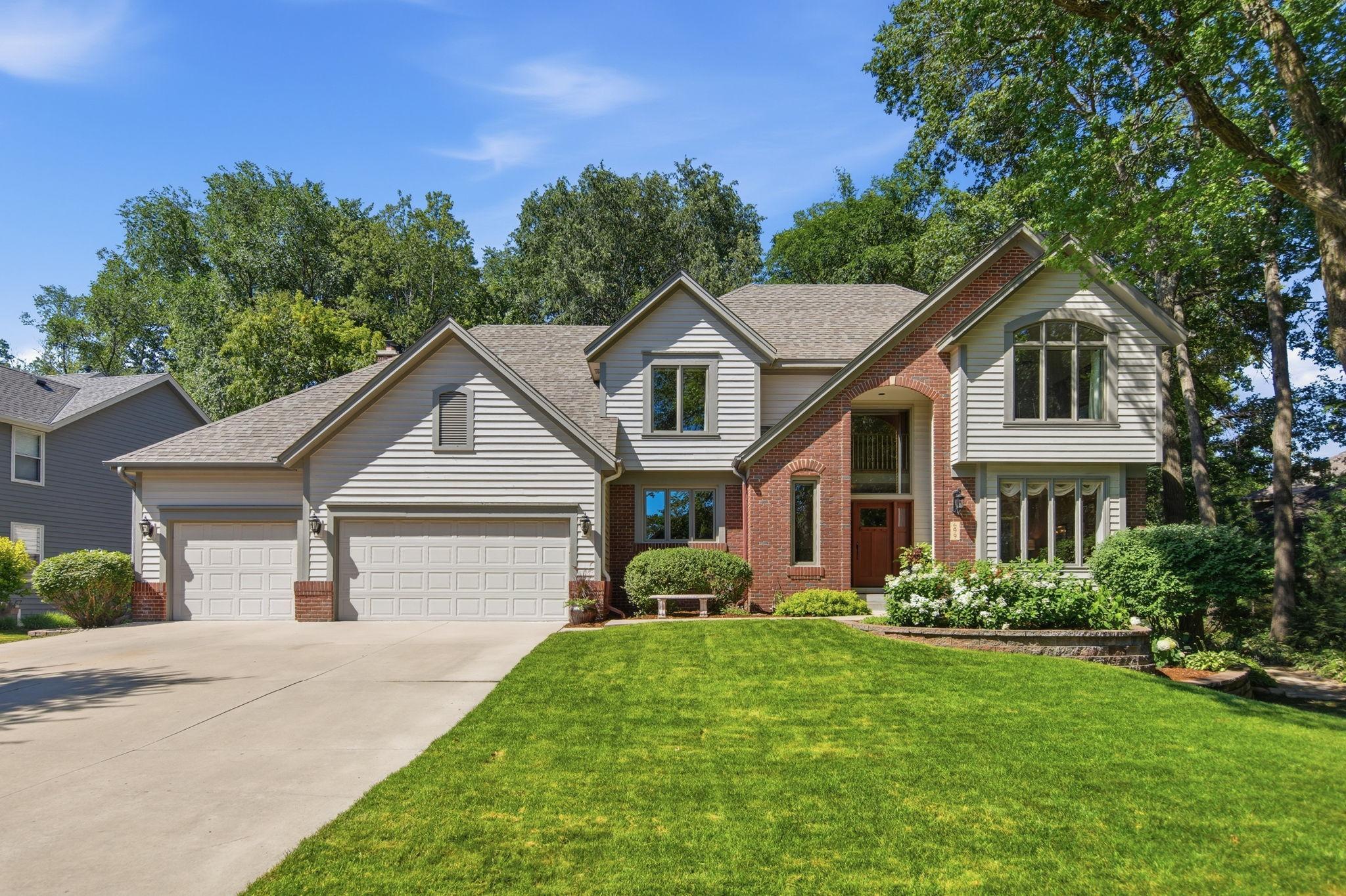 699 Bridle Ridge Road Property Photo 1