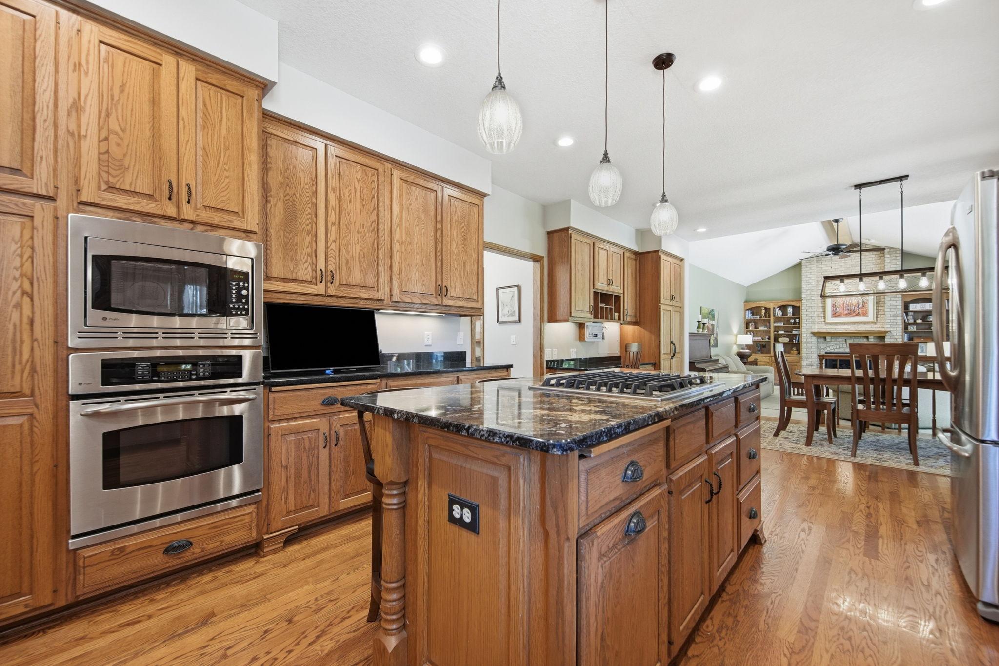 699 Bridle Ridge Road Property Photo 8